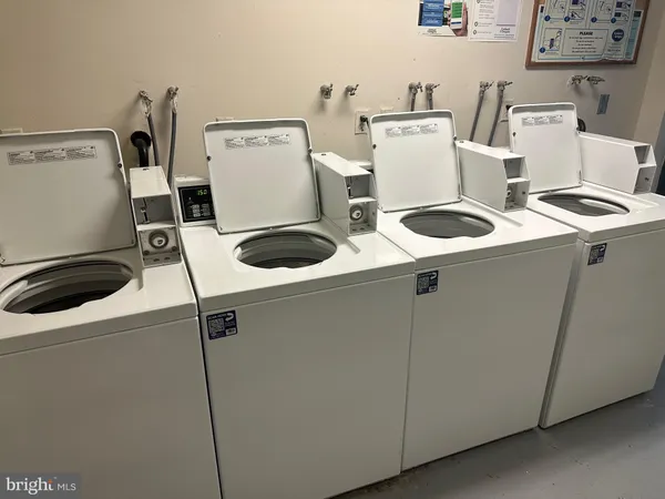 $1,700 | 5911 E Prince James Drive, Unit 25, Springfield, VA 22152