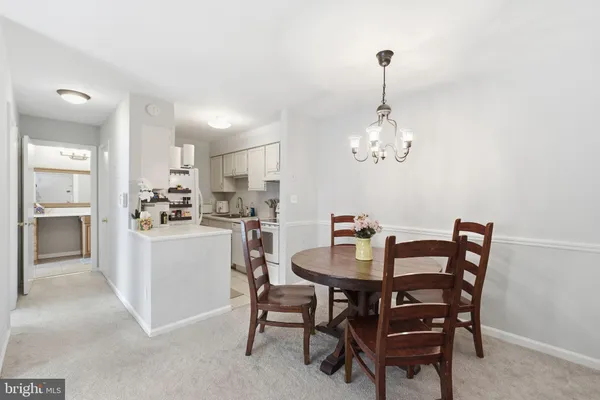 $1,700 | 5911 E Prince James Drive, Unit 25, Springfield, VA 22152