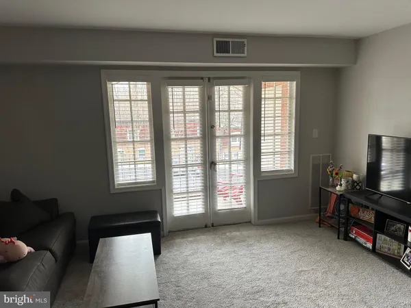 $1,700 | 5911 E Prince James Drive, Unit 25, Springfield, VA 22152