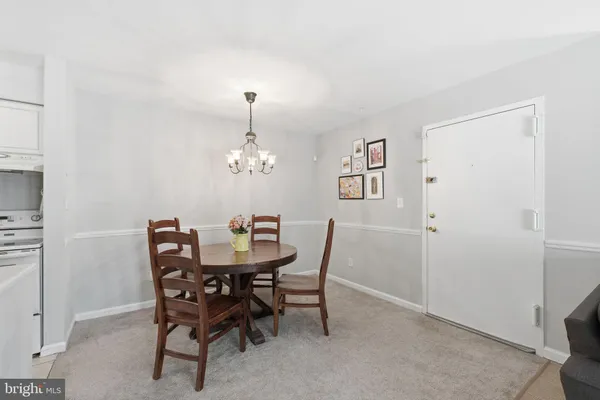 $1,700 | 5911 E Prince James Drive, Unit 25, Springfield, VA 22152