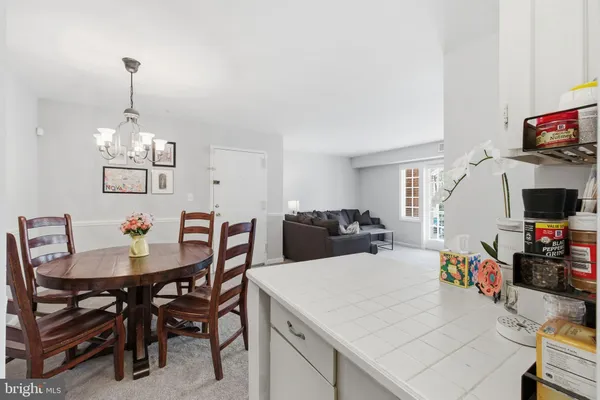 $1,700 | 5911 E Prince James Drive, Unit 25, Springfield, VA 22152