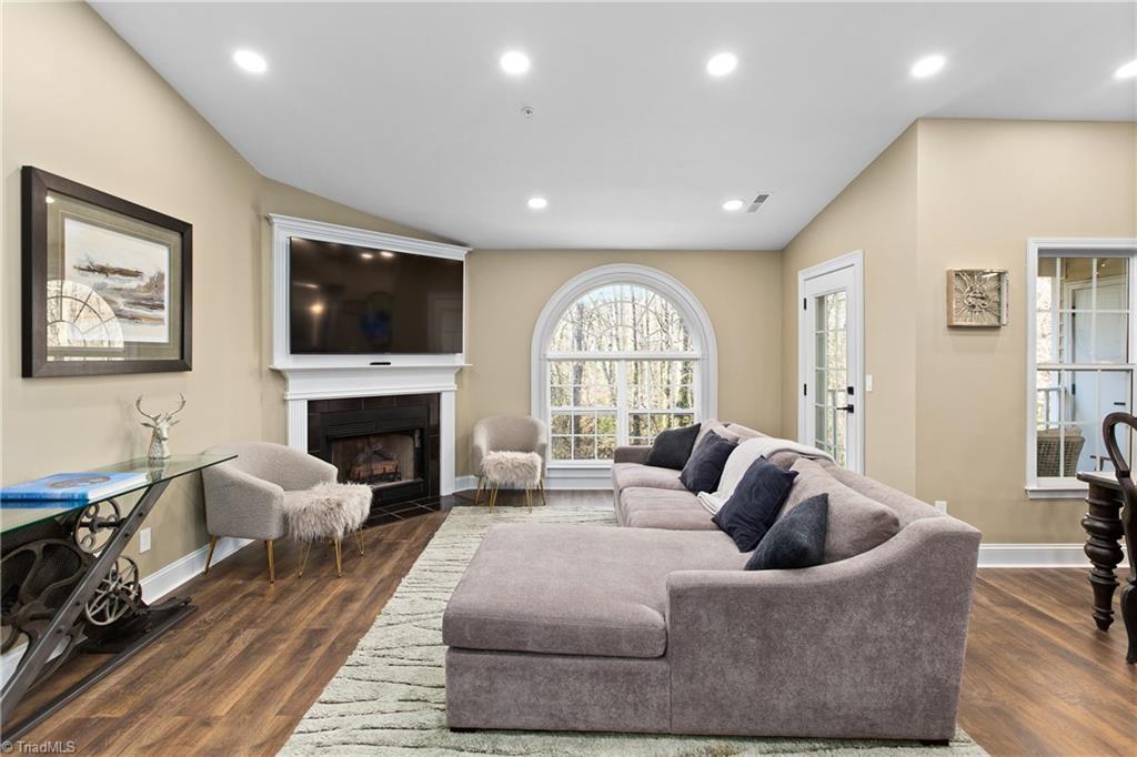 131 James Road, Unit 3C High Point, NC 27265 - Photo 3 of 26