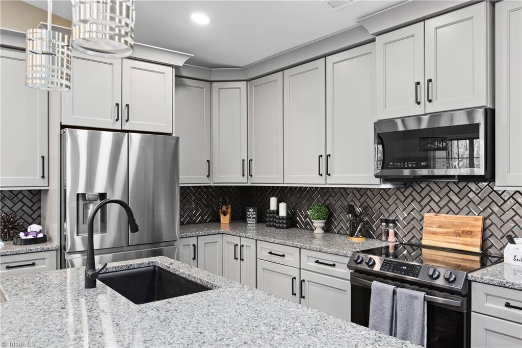 131 James Road, Unit 3C High Point, NC 27265 - Photo 9 of 26