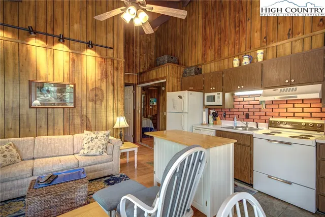 $123,000 | 107 Beechwood Lane, Unit C2, Beech Mountain, NC 28604