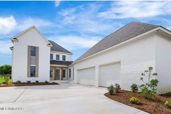 $658,000 | 135 Genoa Drive, Madison, MS 39110
