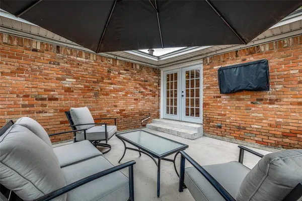 $395,000 | 2920 Sharpview Lane, Dallas, TX 75228