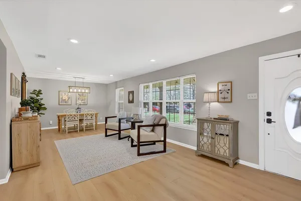 $395,000 | 2920 Sharpview Lane, Dallas, TX 75228