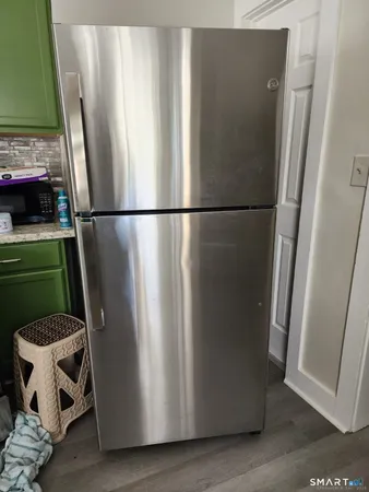 $400,000 | 233 Valley Street, New Haven, CT 06515