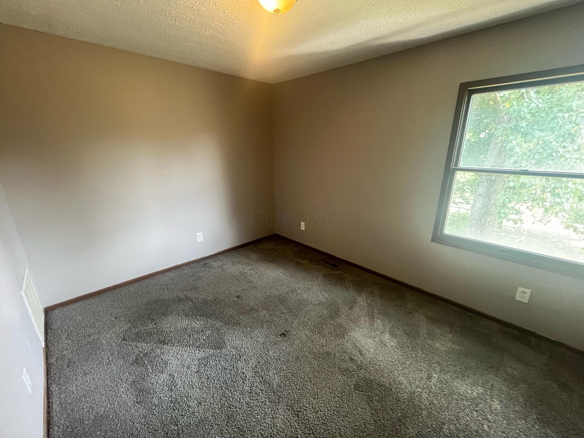 6905 Cooper Road Columbus, OH 43231 - Photo 7 of 12 image4