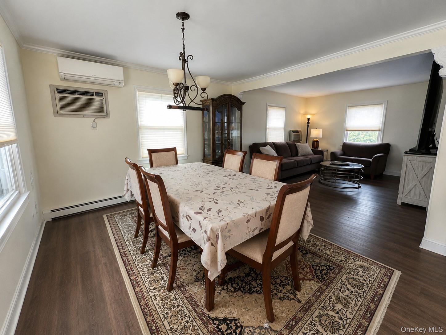 107 Azalea Road Levittown, NY 11756 - Photo 5 of 21 Gallery Image 5