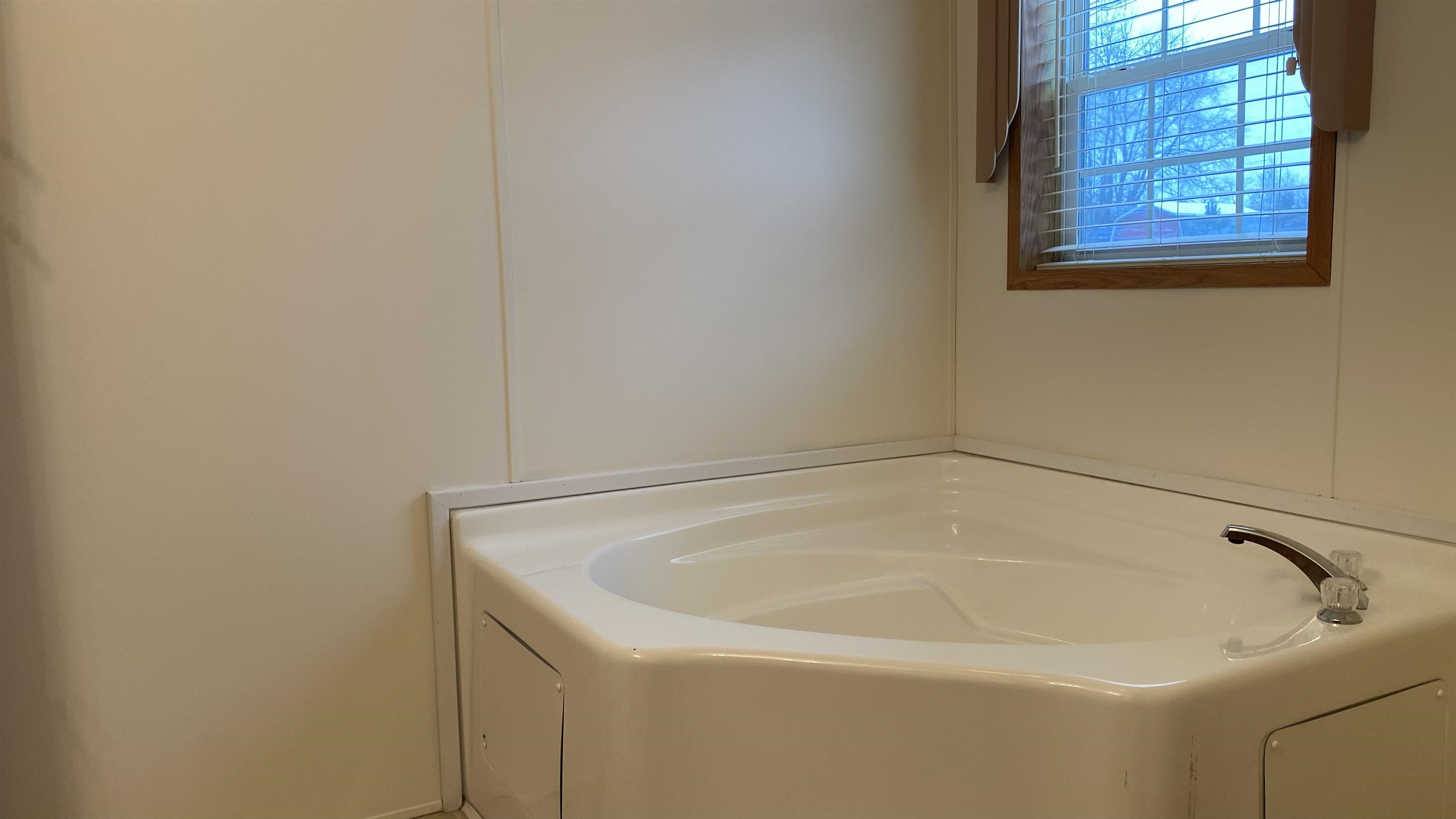 8205 North Johnson Road Mancelona, MI 49659 - Photo 10 of 21 1896264-9.JPG