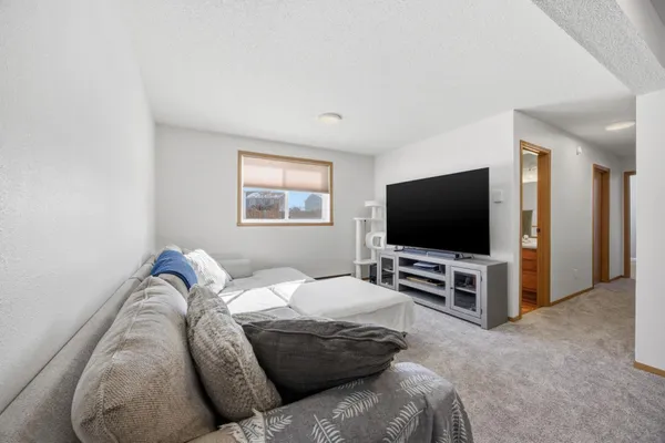 $280,000 | 5980 24th Street South, Fargo, ND 58104