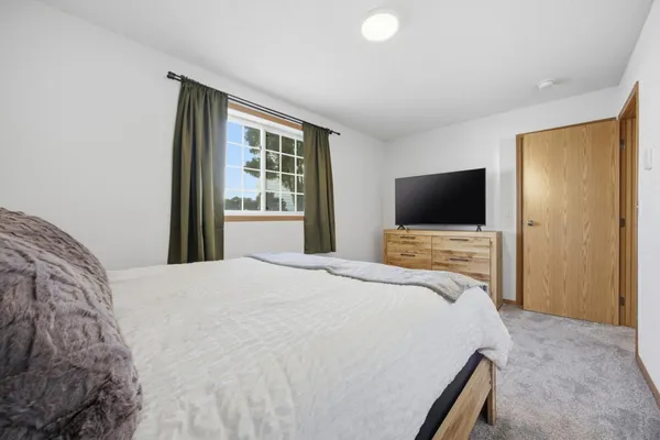 $280,000 | 5980 24th Street South, Fargo, ND 58104