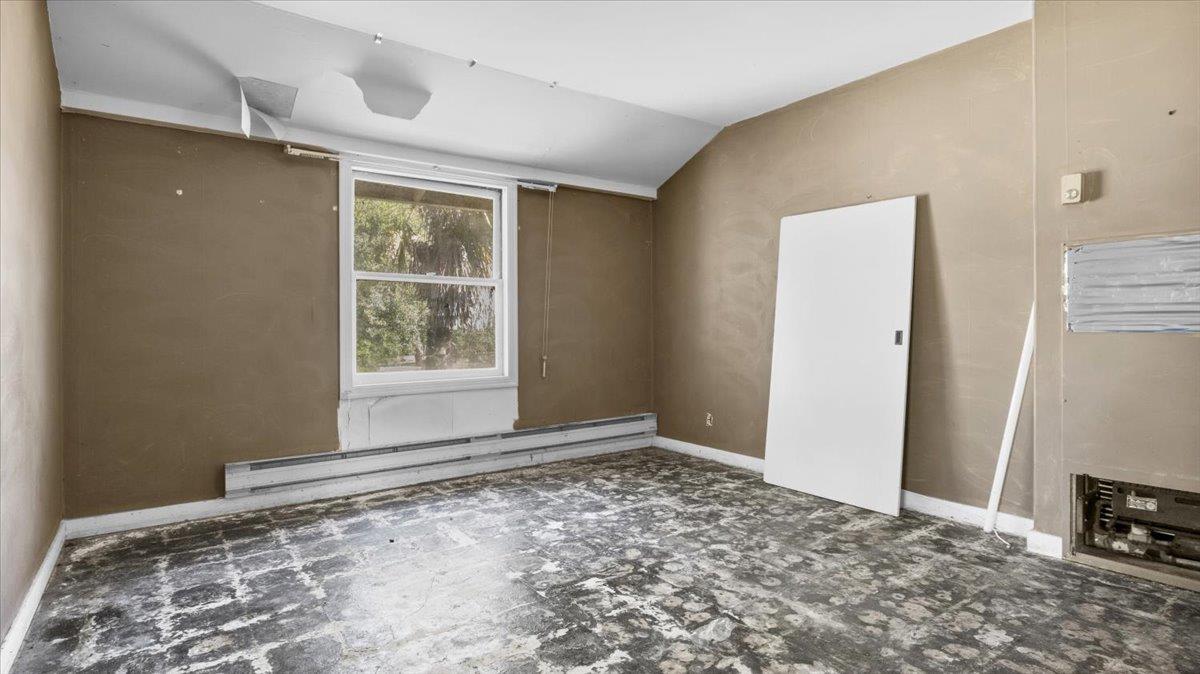 379 Corral De Tierra Road Salinas, CA 93908 - Photo 19 of 47 a view of livingroom with window