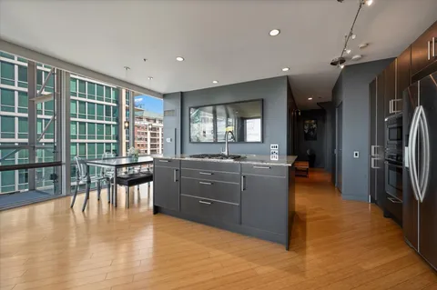 $699,000 | 653 North Kingsbury Street, Unit 1103, Chicago, IL 60654