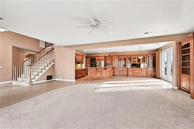 $949,950 | 15555 North Moonlight Road, Olathe, KS 66061