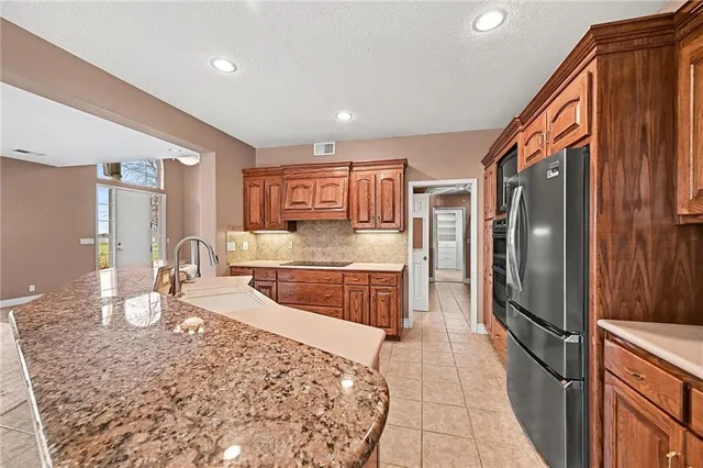 $949,950 | 15555 North Moonlight Road, Olathe, KS 66061