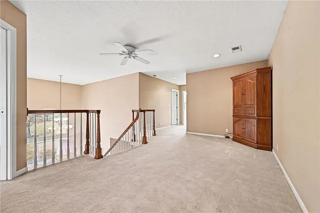 $949,950 | 15555 North Moonlight Road, Olathe, KS 66061