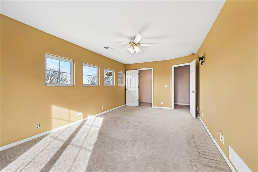 15555 North Moonlight Road Olathe, KS 66061 - Photo 29 of 57