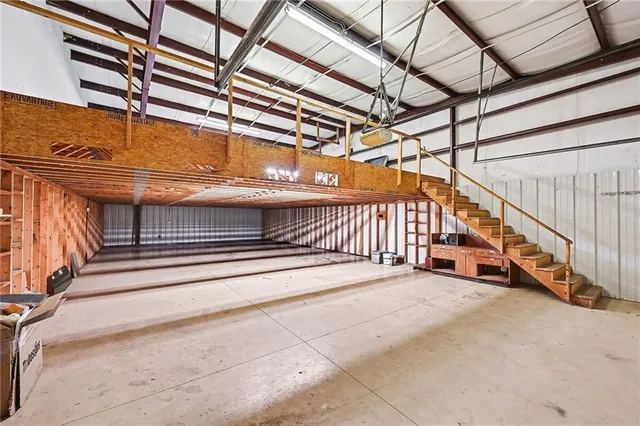 $949,950 | 15555 North Moonlight Road, Olathe, KS 66061