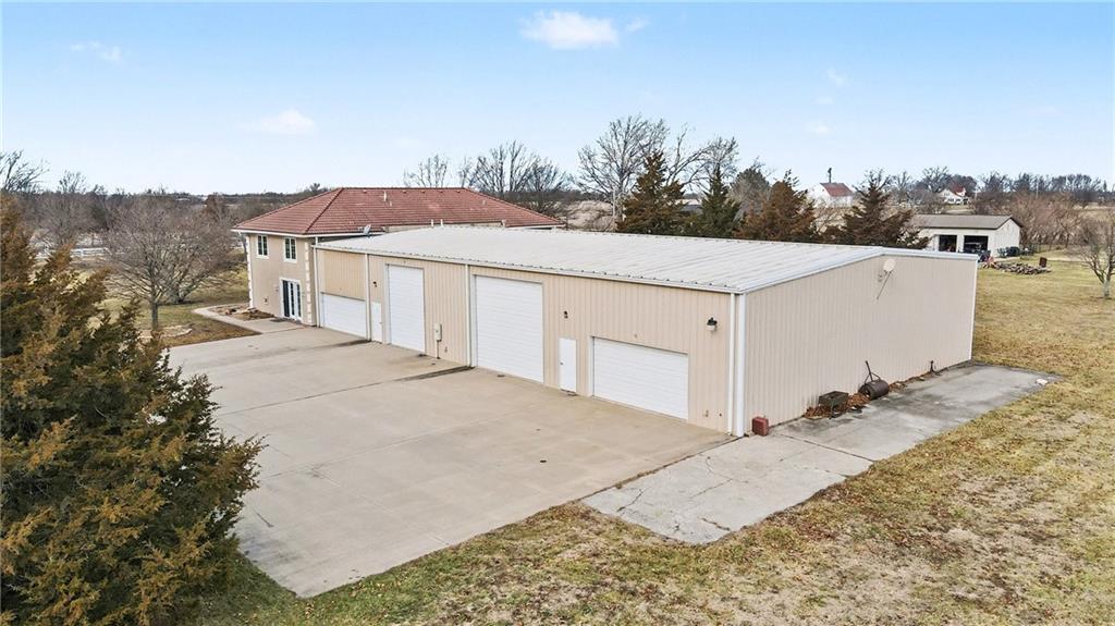 15555 North Moonlight Road Olathe, KS 66061 - Photo 50 of 57