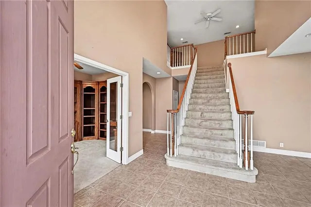 $949,950 | 15555 North Moonlight Road, Olathe, KS 66061