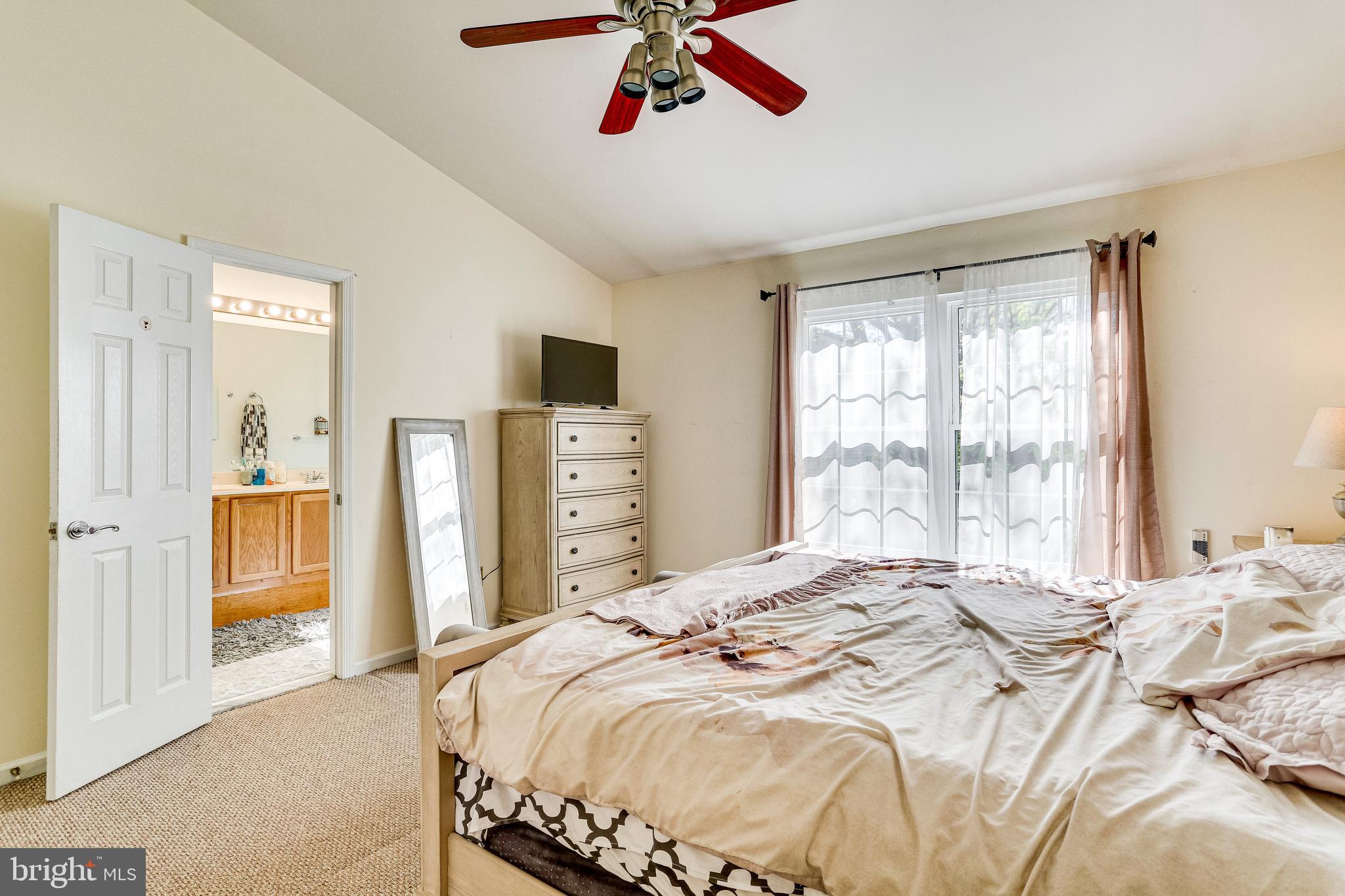 1805 Locust Grove Road Silver Spring, MD 20910 - Photo 26 of 41