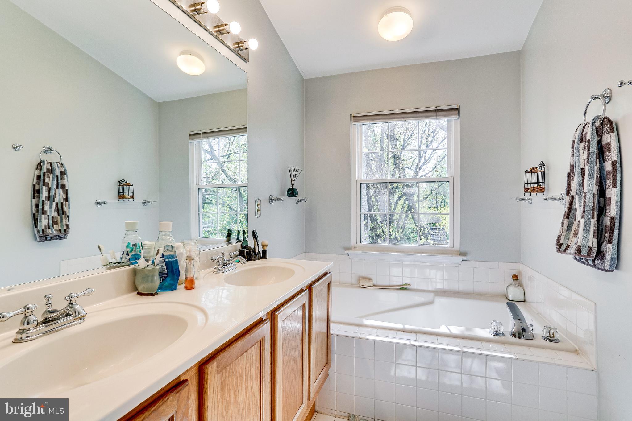 1805 Locust Grove Road Silver Spring, MD 20910 - Photo 27 of 41