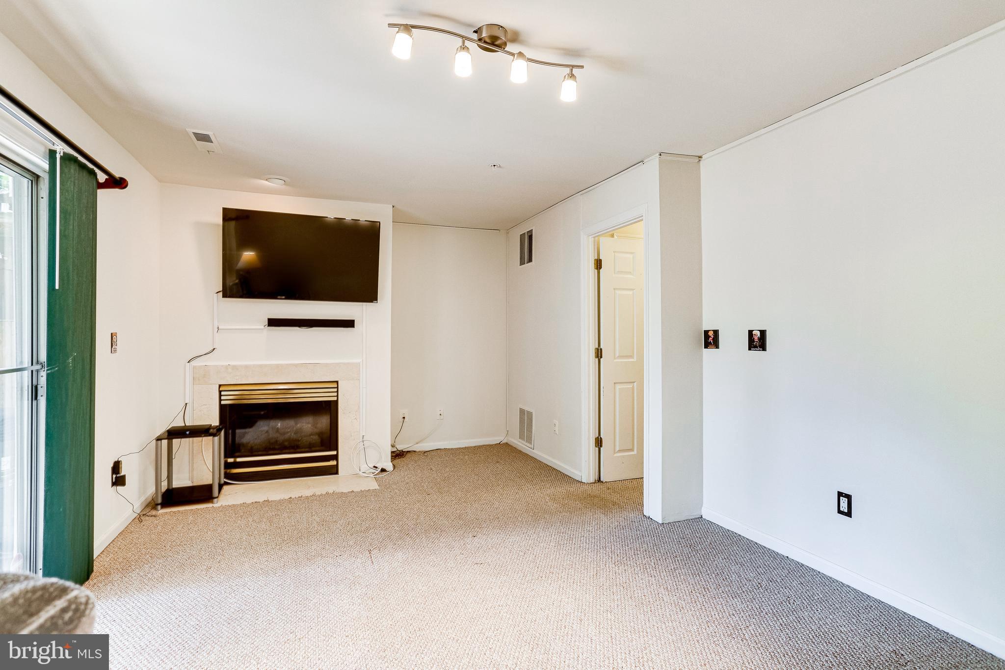 1805 Locust Grove Road Silver Spring, MD 20910 - Photo 31 of 41