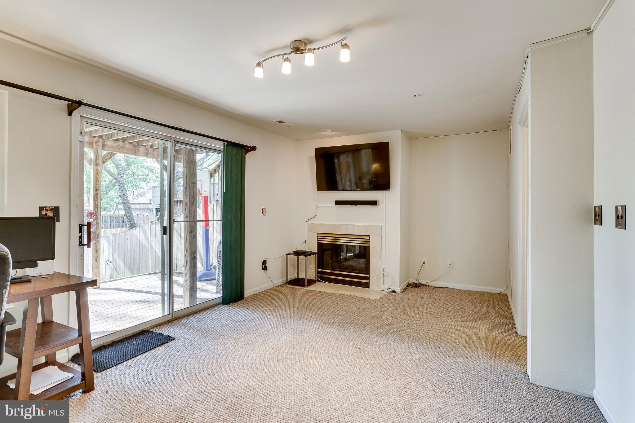 1805 Locust Grove Road Silver Spring, MD 20910 - Photo 32 of 41