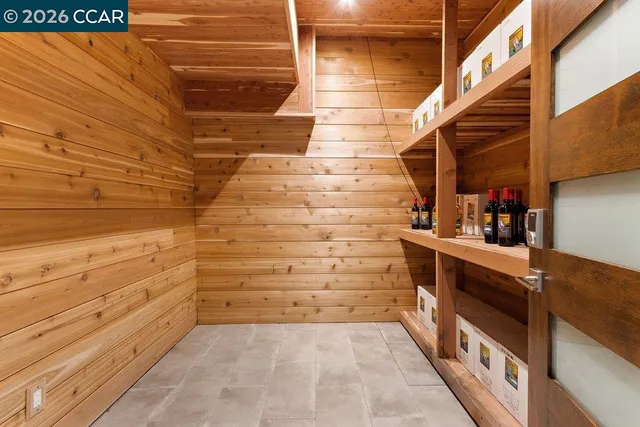 $2,400,000 | 2083 Magnolia Way, Walnut Creek, CA 94595