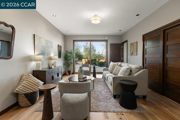 $2,400,000 | 2083 Magnolia Way, Walnut Creek, CA 94595