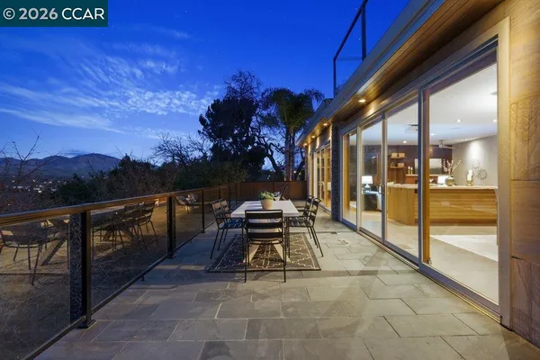 $2,400,000 | 2083 Magnolia Way, Walnut Creek, CA 94595