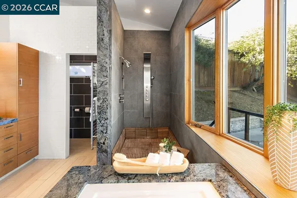 $2,400,000 | 2083 Magnolia Way, Walnut Creek, CA 94595