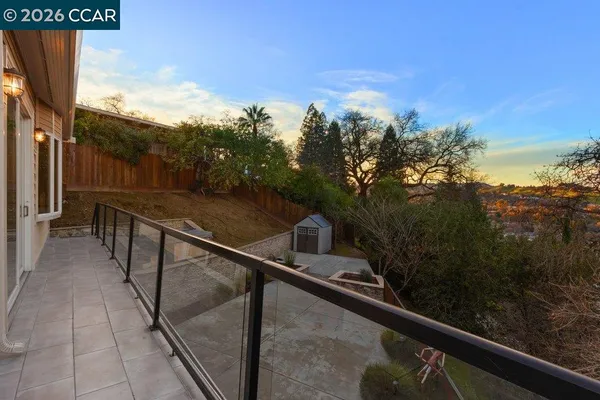 $2,400,000 | 2083 Magnolia Way, Walnut Creek, CA 94595