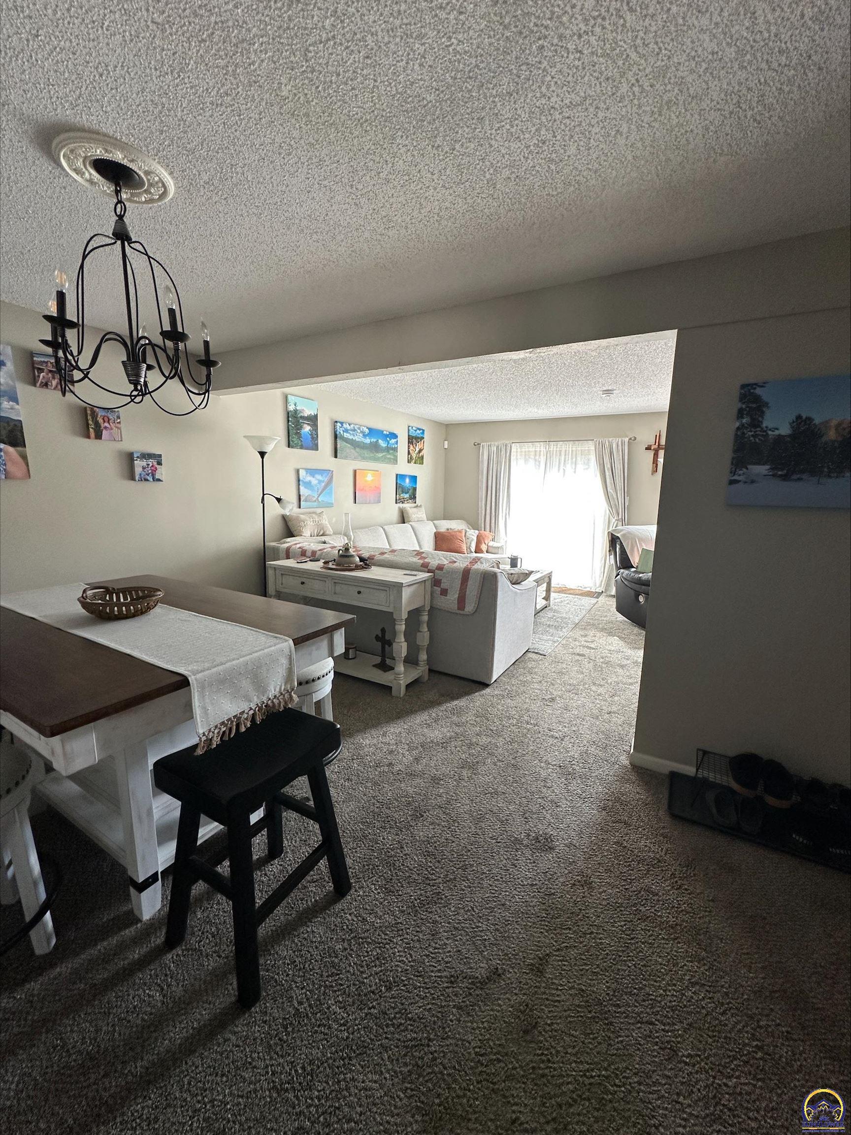 98 Southwest Pepper Tree Lane Topeka, KS 66611 - Photo 15 of 40