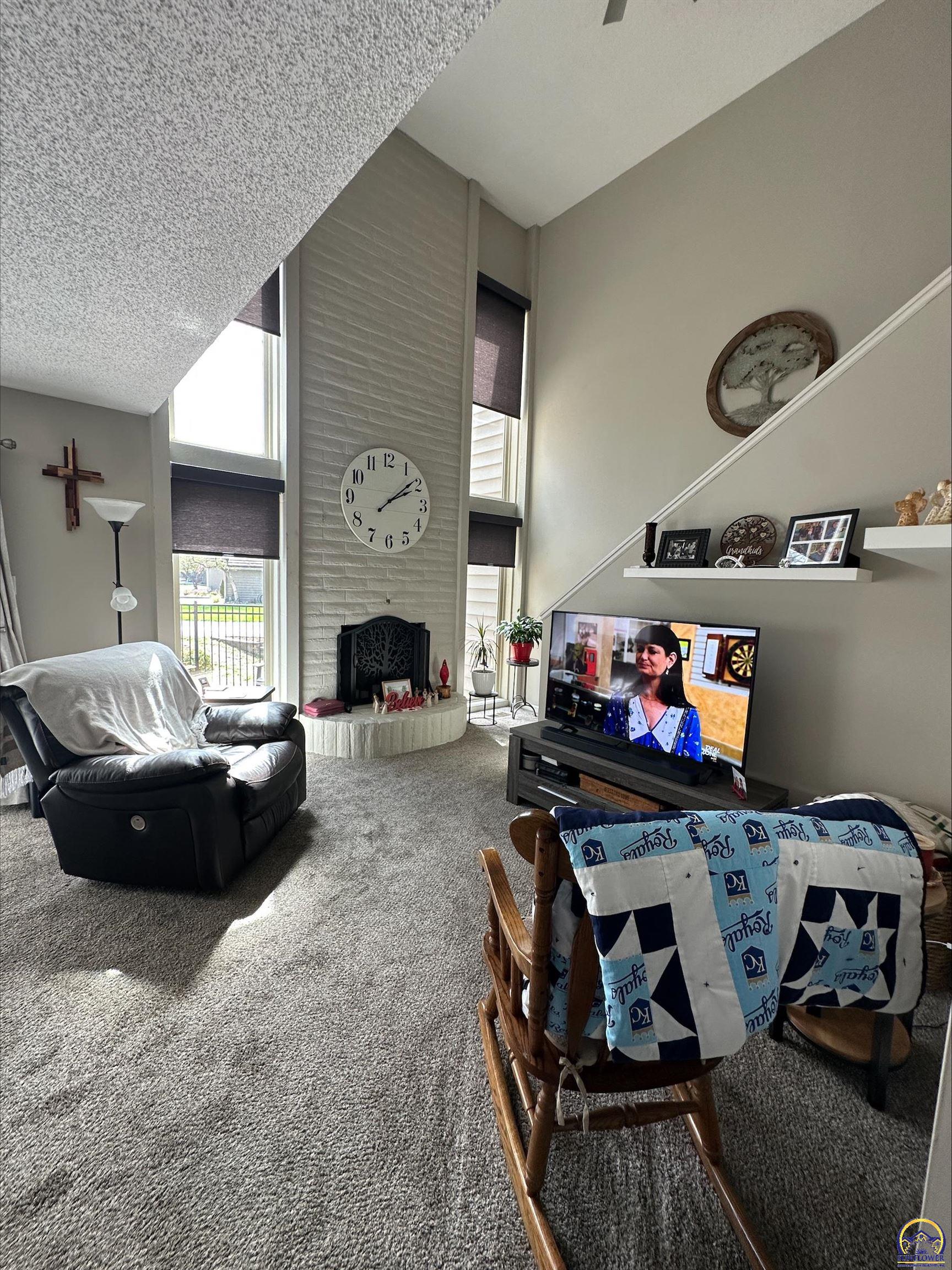 98 Southwest Pepper Tree Lane Topeka, KS 66611 - Photo 18 of 40