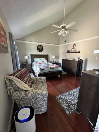 $210,000 | 98 Southwest Pepper Tree Lane, Topeka, KS 66611