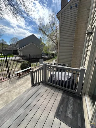 $210,000 | 98 Southwest Pepper Tree Lane, Topeka, KS 66611