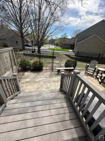 $210,000 | 98 Southwest Pepper Tree Lane, Topeka, KS 66611