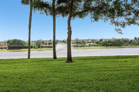 $215,000 | 3150 North Course Lane, Unit 108, Pompano Beach, FL 33069