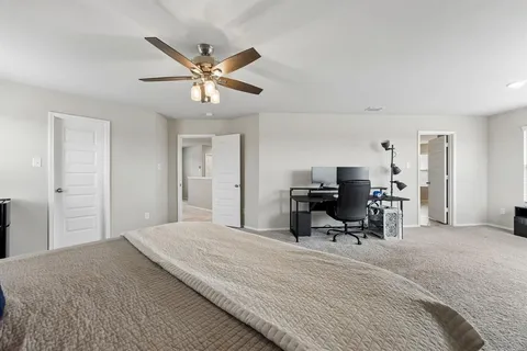 $379,900 | 925 Billups Drive, Van Alstyne, TX 75495