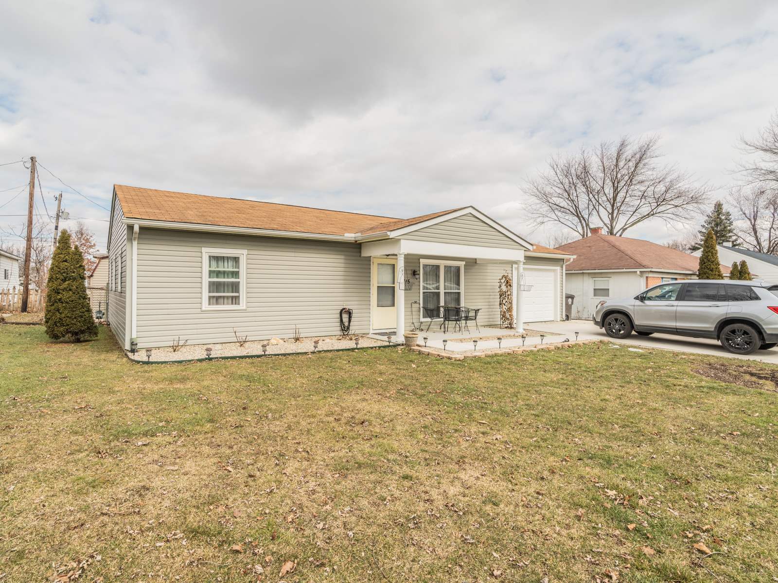 715 Springbrook Road Fort Wayne, IN 46825 - Photo 2 of 33 Gallery Image 2
