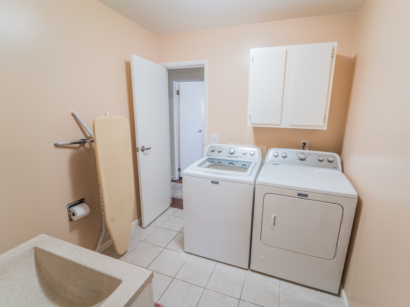 715 Springbrook Road Fort Wayne, IN 46825 - Photo 14 of 33 Gallery Image 14