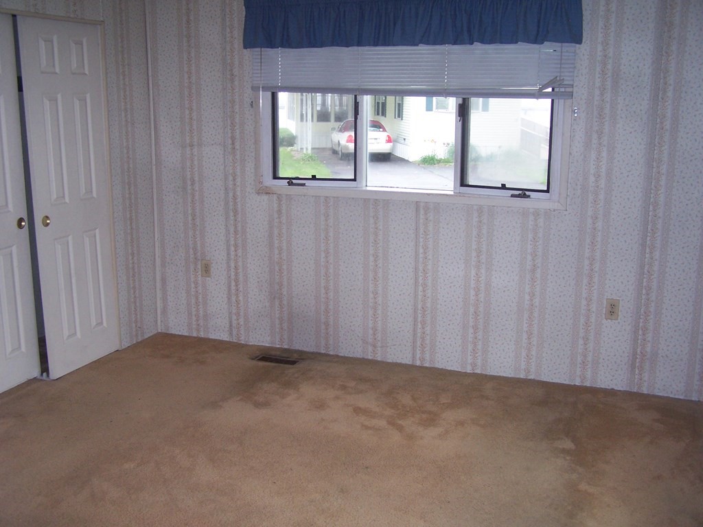 14 Valley Forge Road Taunton, MA 02780 - Photo 10 of 11 Gallery Image 10