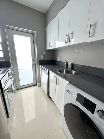 $1,950 | 1604 Drexel Avenue, Unit 107, Miami Beach, FL 33139