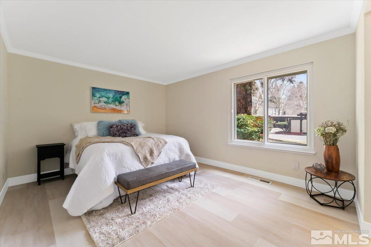 2380 Roundhouse Road Sparks, NV 89431 - Photo 12 of 22 a bedroom with a bed and a window