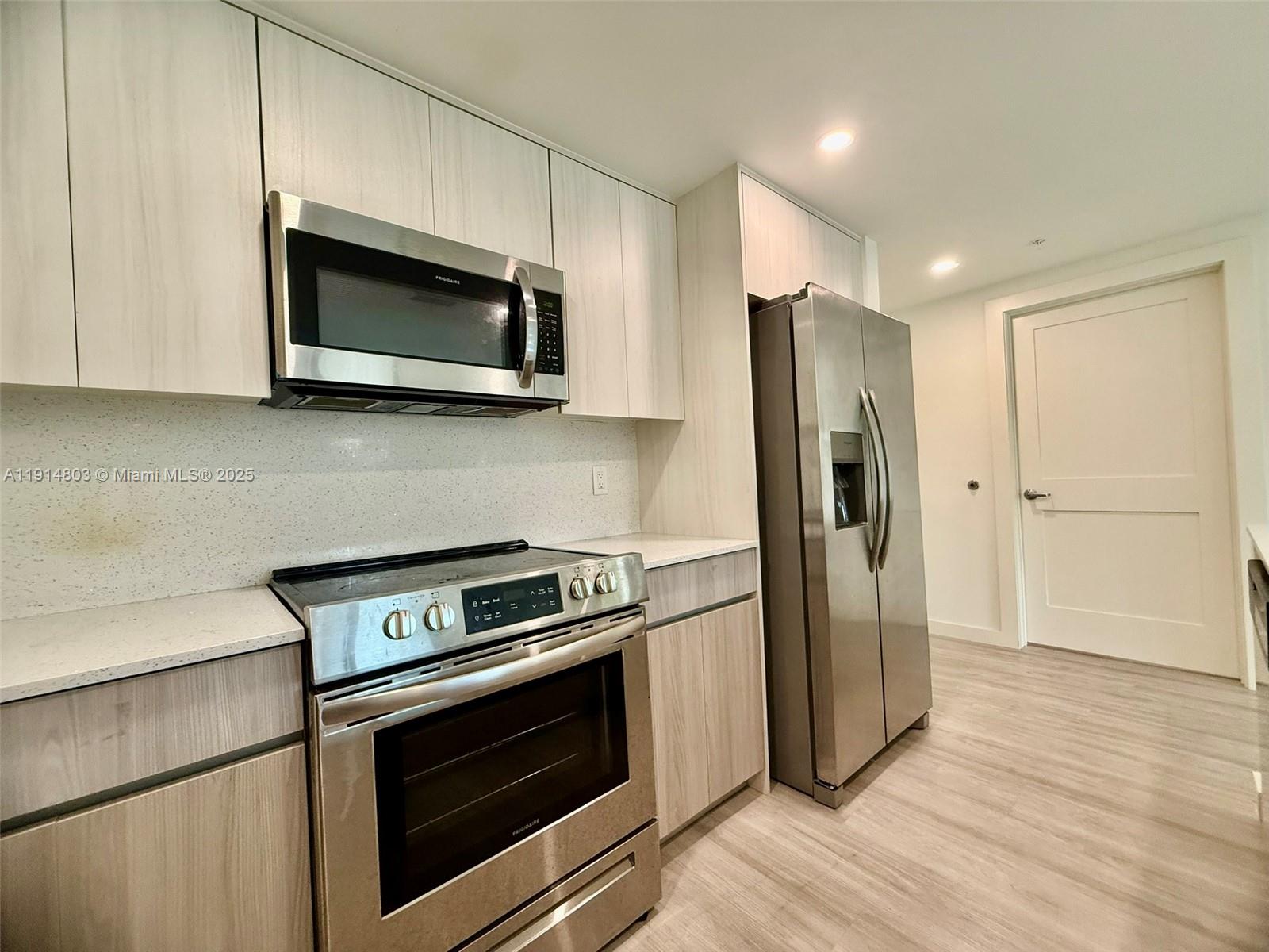 2285 Southwest 27th Street, Unit 407 Miami, FL 33133 - Photo 10 of 31