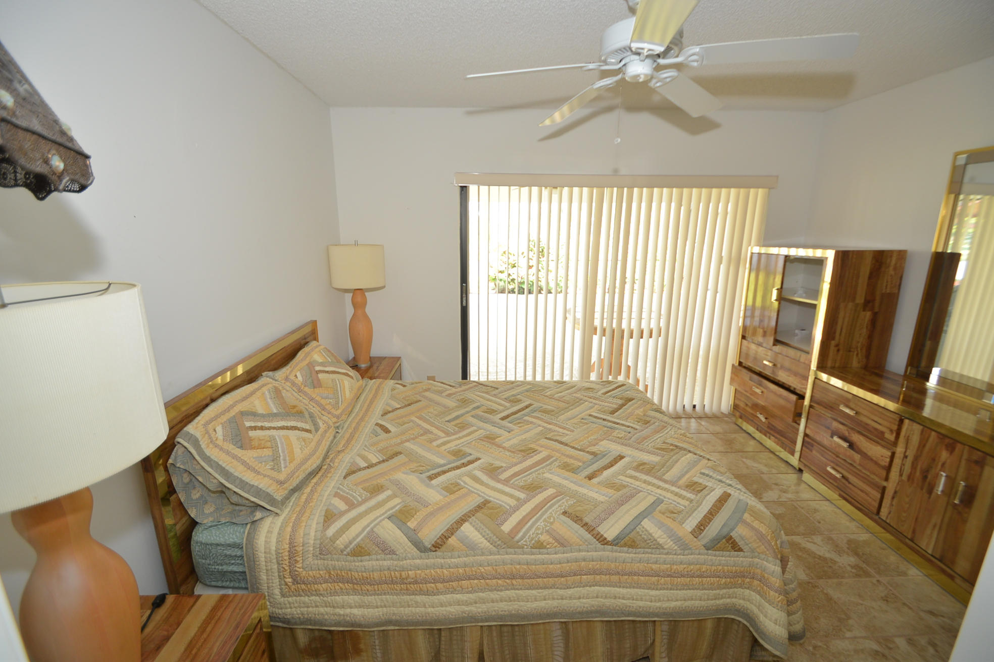6285 Timberlakes Way Delray Beach, FL 33484 - Photo 15 of 22 DSC_2919