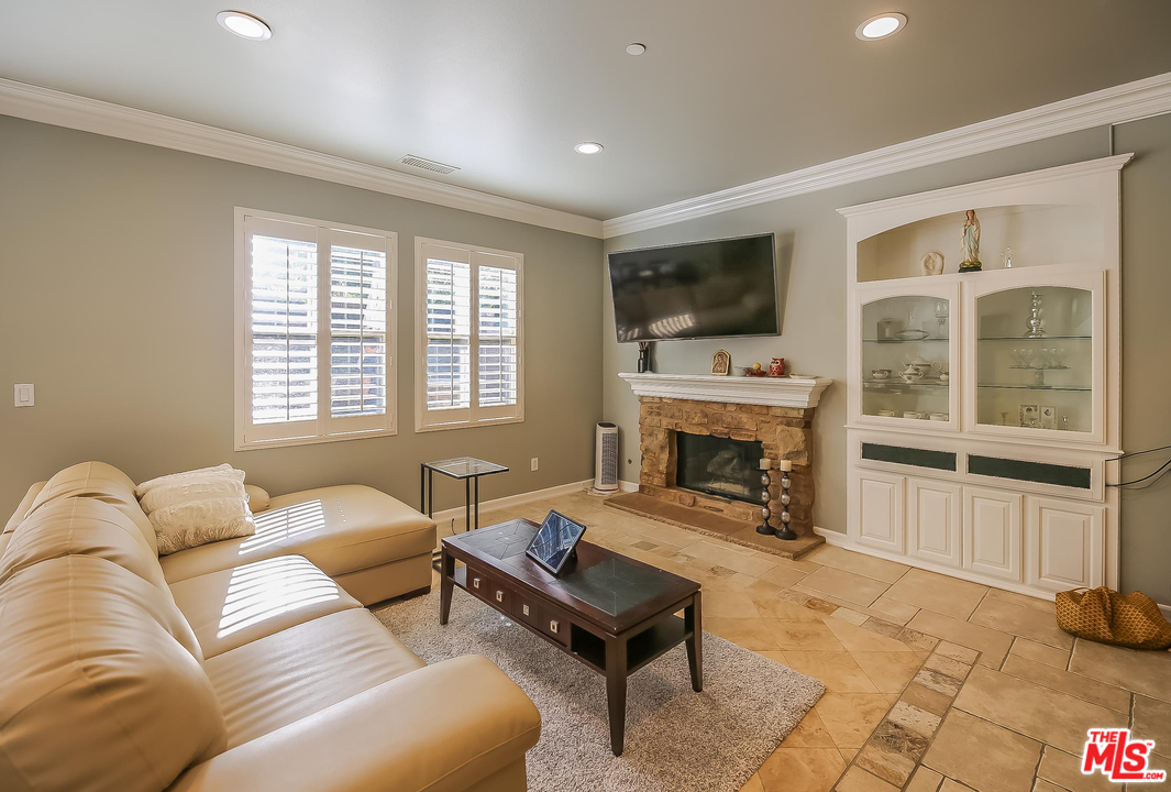 Shade Tree Irvine, CA 92603 - Photo 12 of 47